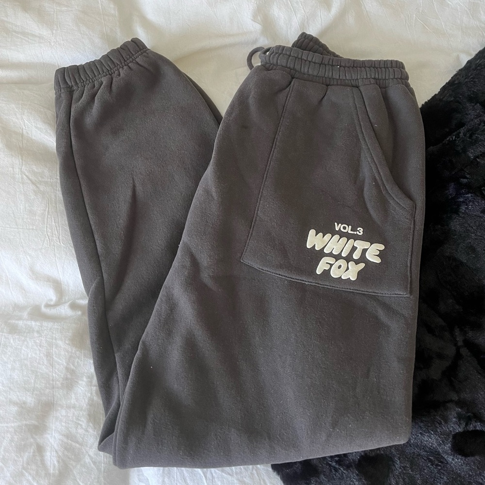 White fox sweatpants